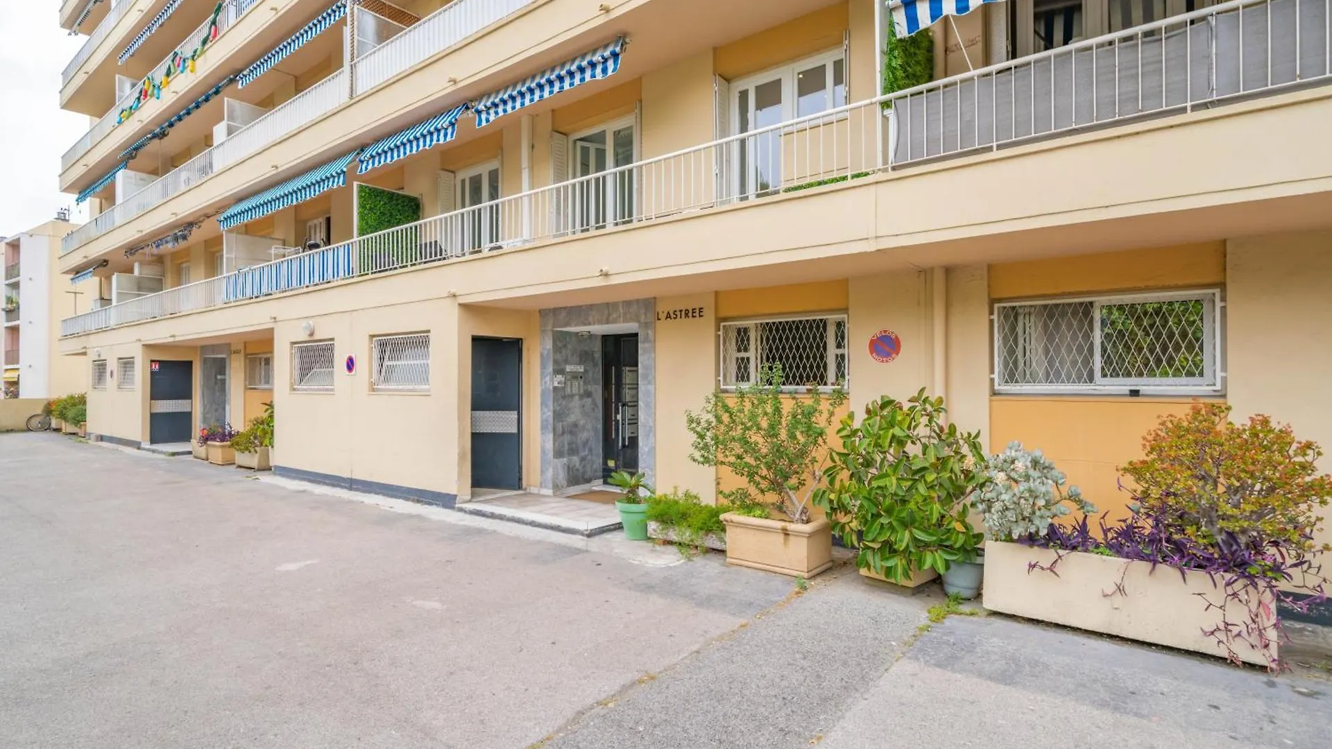 아파트 Modern Apartment, Steps From Tramway 니스
